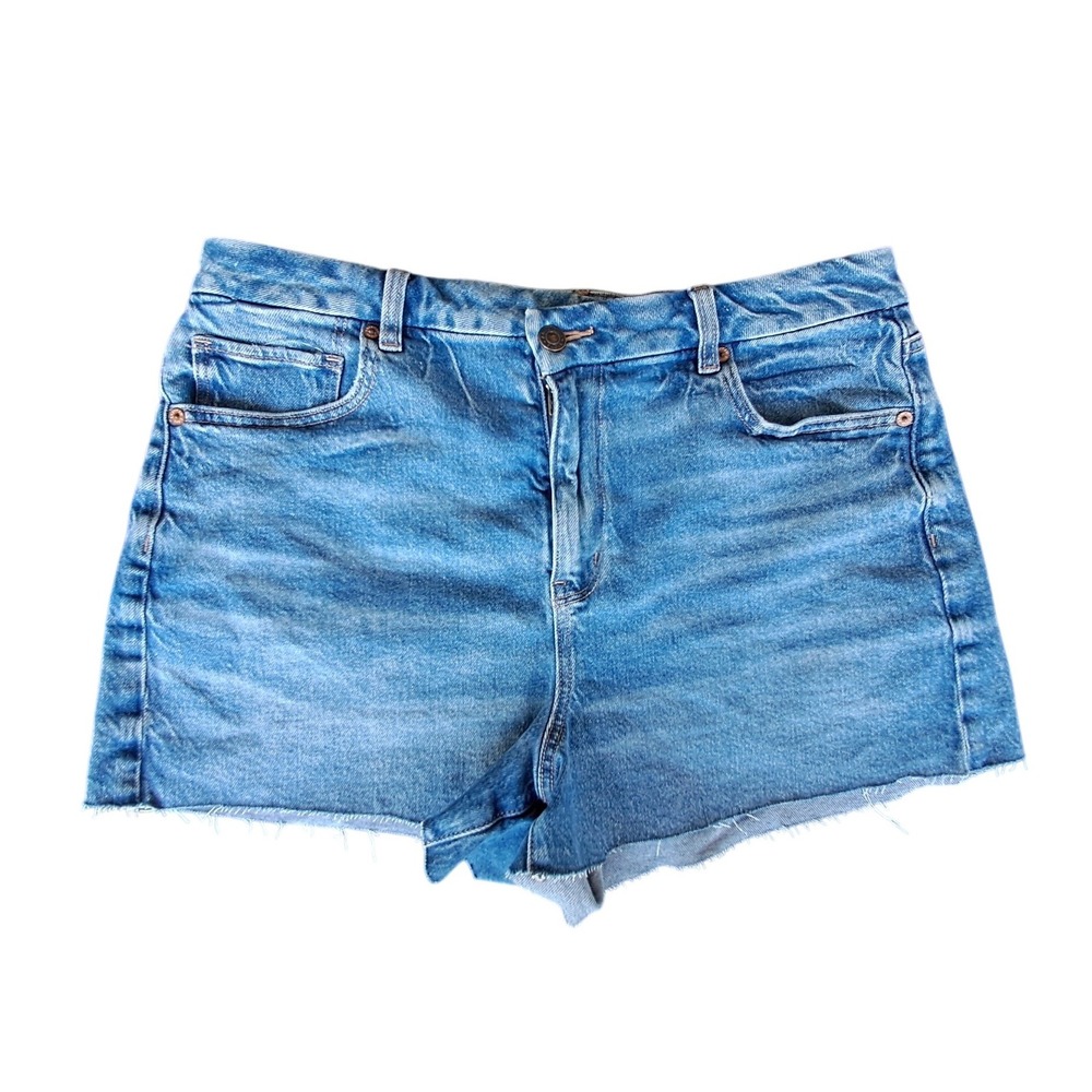 American Eagle Curvy Mom Shorts Womens 14 Blue‎ Medium Wash High Rise Raw Hem